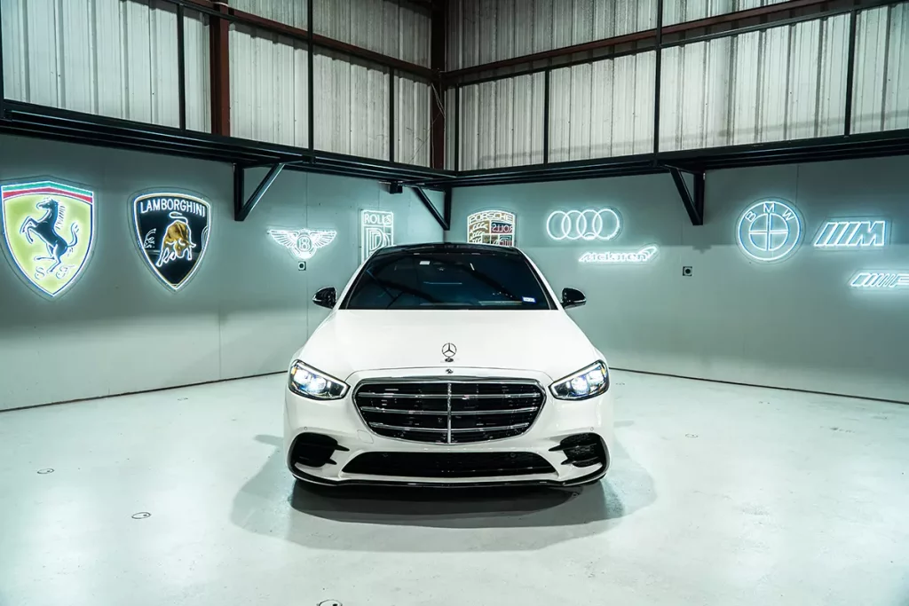 Mercedes Benz S580 For Rent in Houston 6