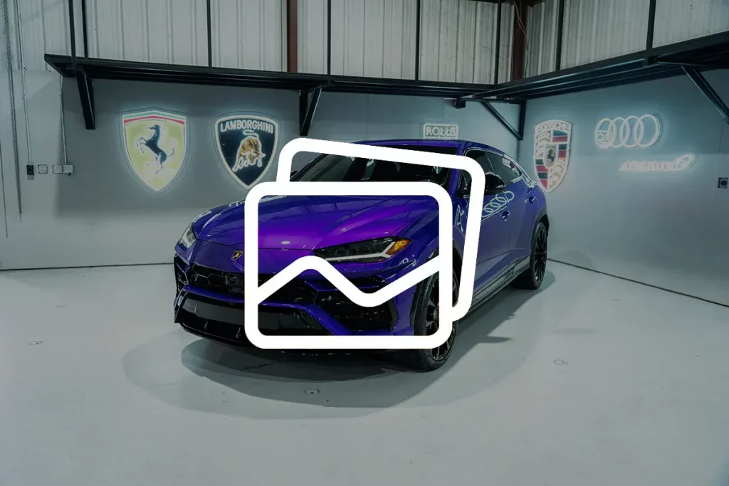Purple Lamborghini Urus For Rent in Houston 9