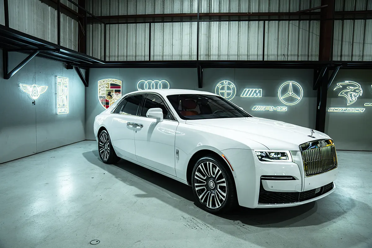 White Rolls Royce Ghost For Rent 3